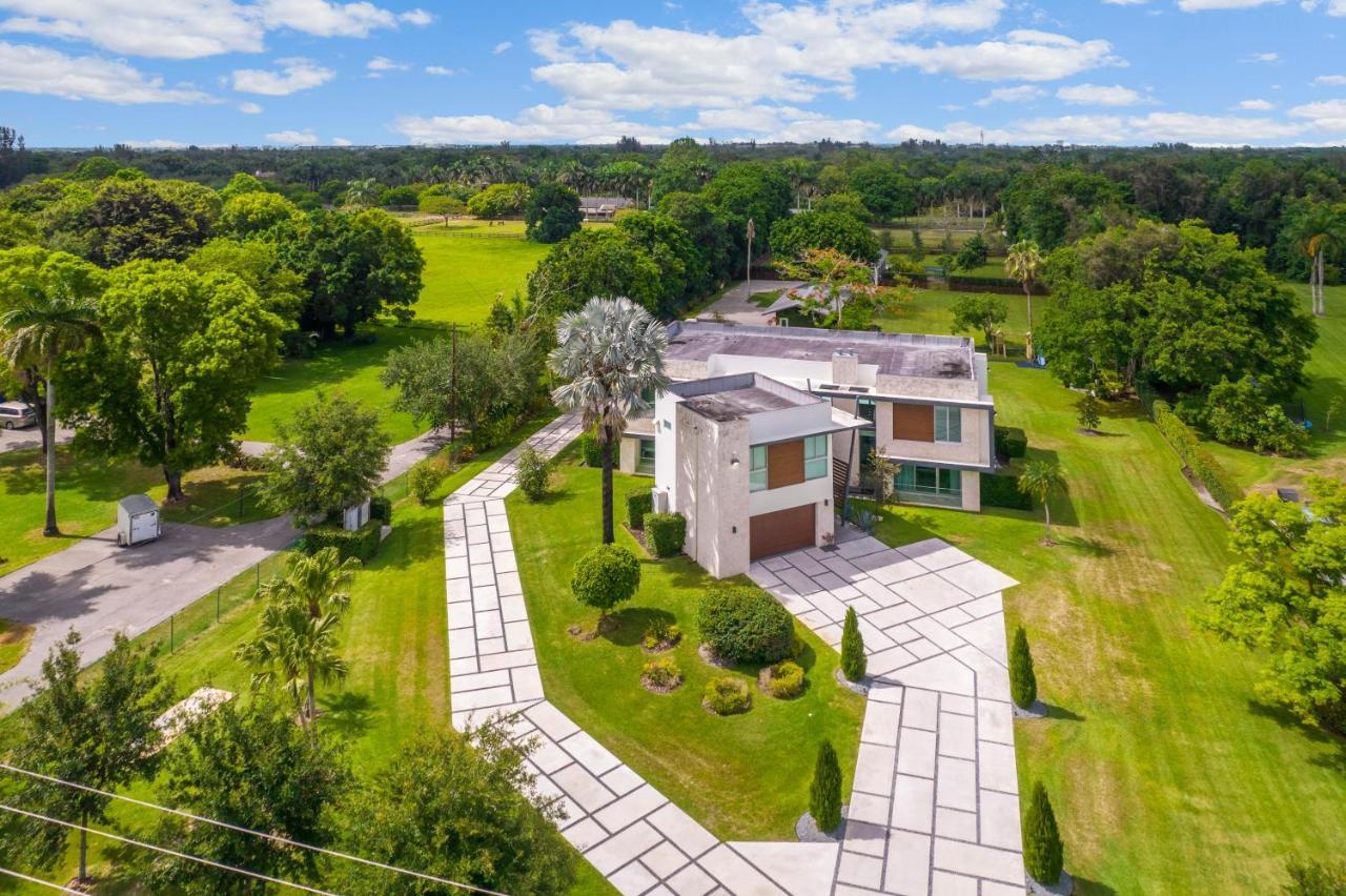 Modani Estate Маямі Екстер'єр фото